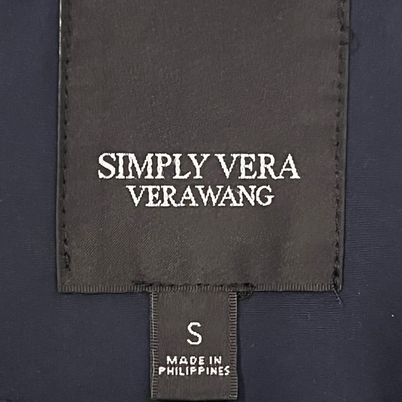 Vera Wang Rain Trench with Tie Waist - Picture 5 of 7